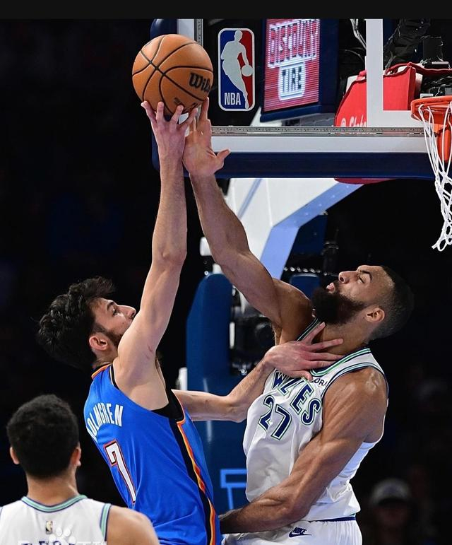 戈贝尔防守隐患成森林狼季后赛最大隐患