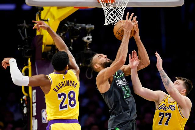 戈贝尔防守隐患成森林狼季后赛最大隐患