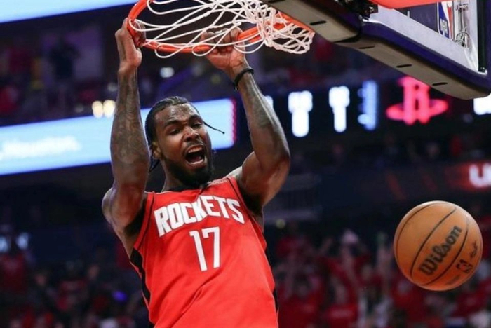 火箭队大胜老鹰反超森林狼重回西部第四