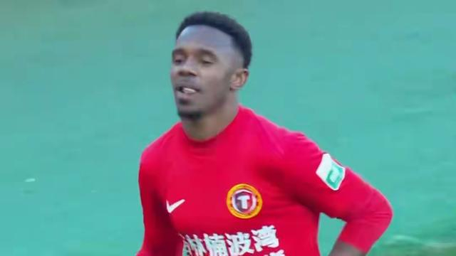 升班马掀翻传统豪门 保级队拼得赛季首胜