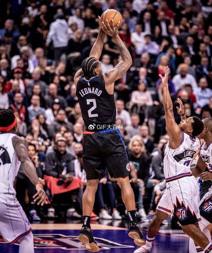 伦纳德输球后施压管理层 要求补强阵容引球迷不